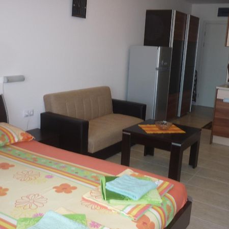 סוזופול Ganozliev'S Apartments In Kavatsi Area מראה חיצוני תמונה