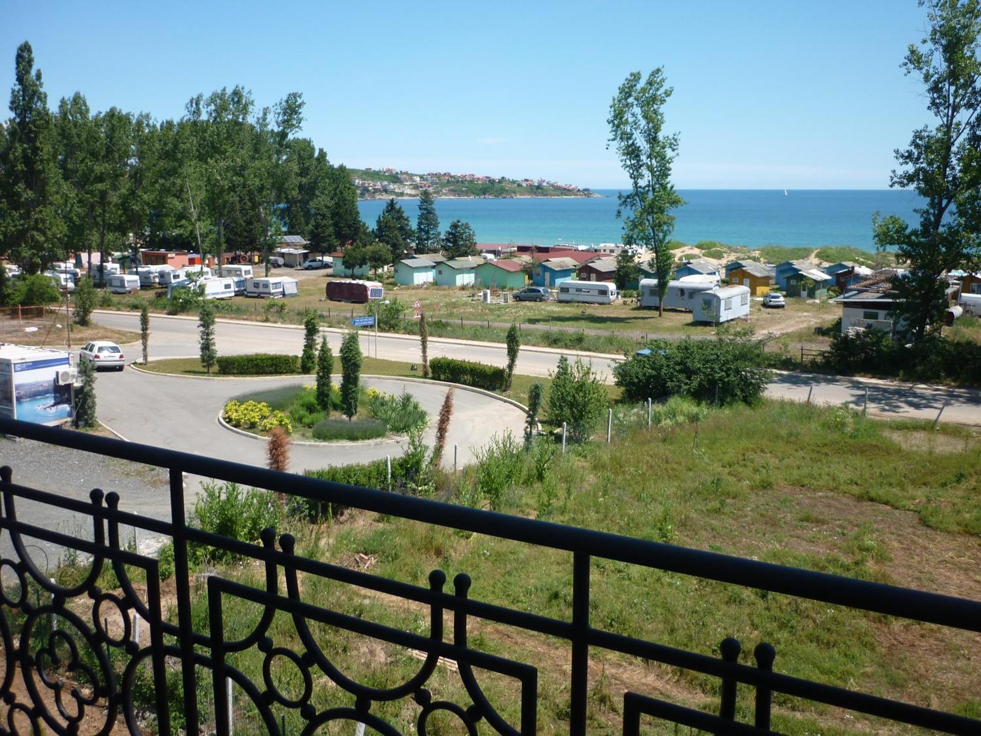 סוזופול Ganozliev'S Apartments In Kavatsi Area מראה חיצוני תמונה