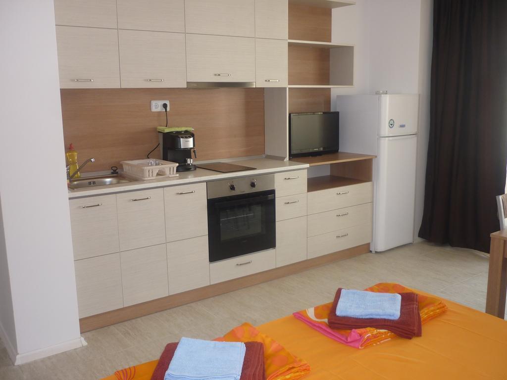 סוזופול Ganozliev'S Apartments In Kavatsi Area מראה חיצוני תמונה