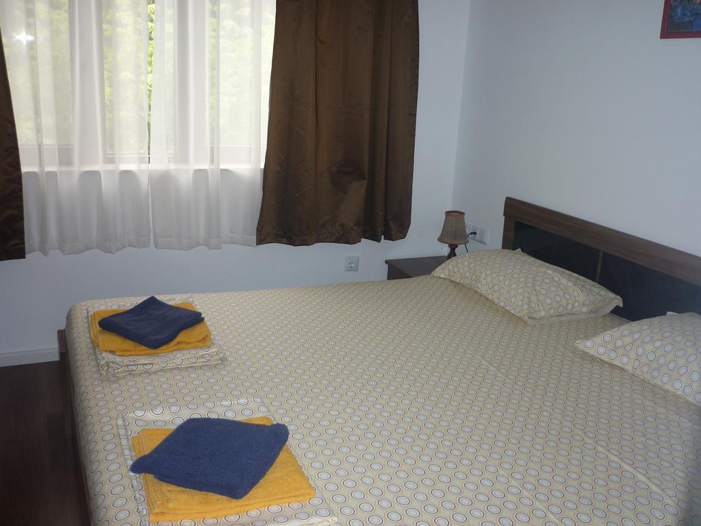 סוזופול Ganozliev'S Apartments In Kavatsi Area מראה חיצוני תמונה